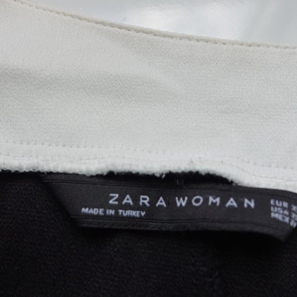 Zara Top Women Size XS V Neck Blouse Colorblock Contrast Grunge Black White Y2K - Picture 2 of 9
